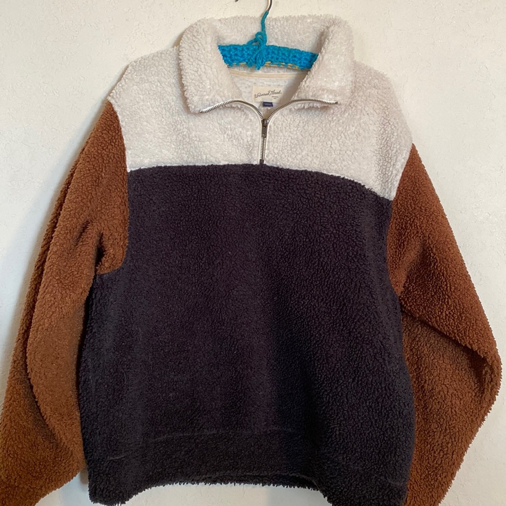 Universal Thread Pullover - image 1